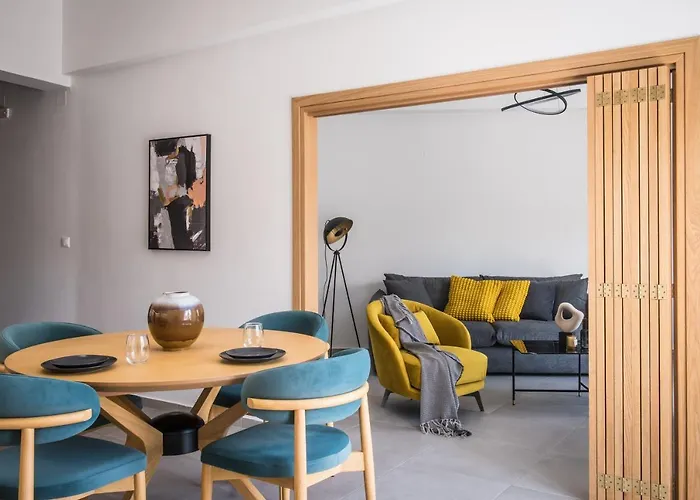 Loggia Suites By Good Life